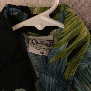 Go Barefoot half button up Hawaiian.